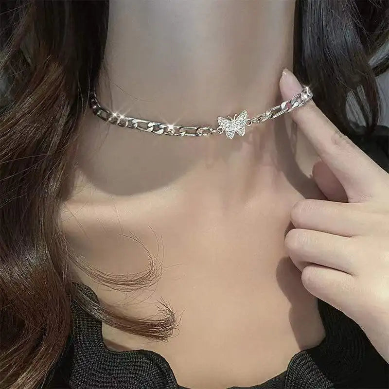 Trendy Bowknot Pendant Necklace – Stylish Fashion Jewelry for Women