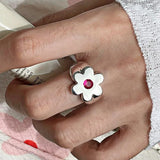Anillo minimalista con borlas de flores: elegante joyería geométrica para mujer