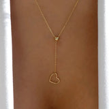 Elegante collar con colgante de corazón de cristal: joyería atemporal para mujeres