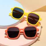 Gafas de sol envolventes para niños con protección UV400: divertidas, elegantes y que protegen los ojos