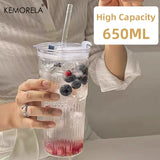 Vaso de vidrio a rayas con tapa y pajita: elegante vaso transparente para beber jugo, agua y café helado