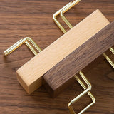 Tarjetero de madera: elegante organizador de escritorio para profesionales
