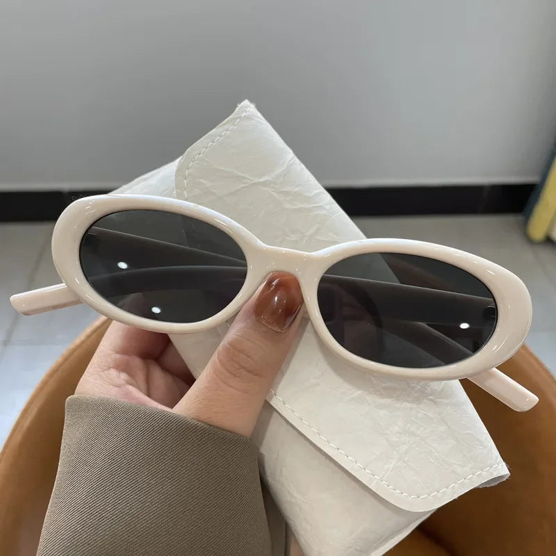 Women’s Retro Oval Sunglasses – Stylish UV400 Fashion Shades for Casual & Outdoor Wear
