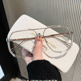 Oversized Square Polarized Sunglasses – Stylish Eye Protection for Any Occasion