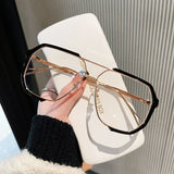 Oversized Square Polarized Sunglasses – Stylish Eye Protection for Any Occasion