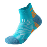 Calcetines para correr transpirables y acolchados: absorben la humedad y brindan soporte al arco