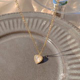 Trendy Bowknot Pendant Necklace – Stylish Fashion Jewelry for Women