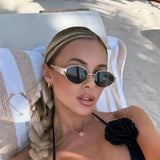 Trendy Oval Sunglasses – UV400 Protection for Women’s Fashion & Outdoor Wear
