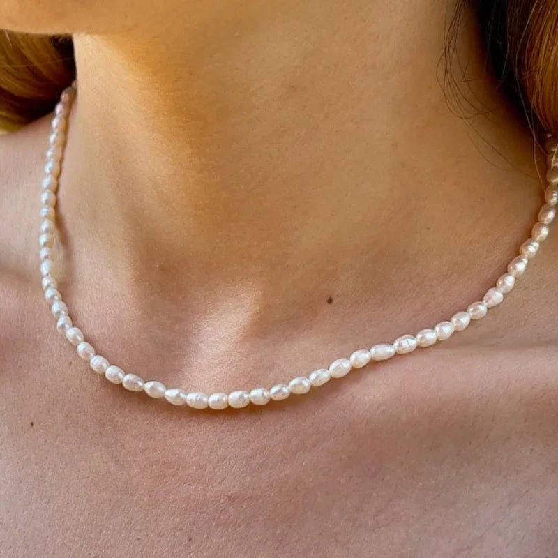 Collar con colgante de luna de acero inoxidable de moda: joyería elegante y duradera para mujeres