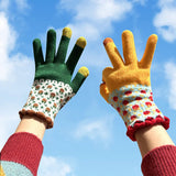 Floral Knit Touchscreen Gloves – Vintage Style Winter Gloves for Women with Windproof Warmth