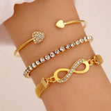 Heart-Shaped Cubic Zirconia Charm Bracelet – Fashionable Fitness & Sleep Tracker for Women