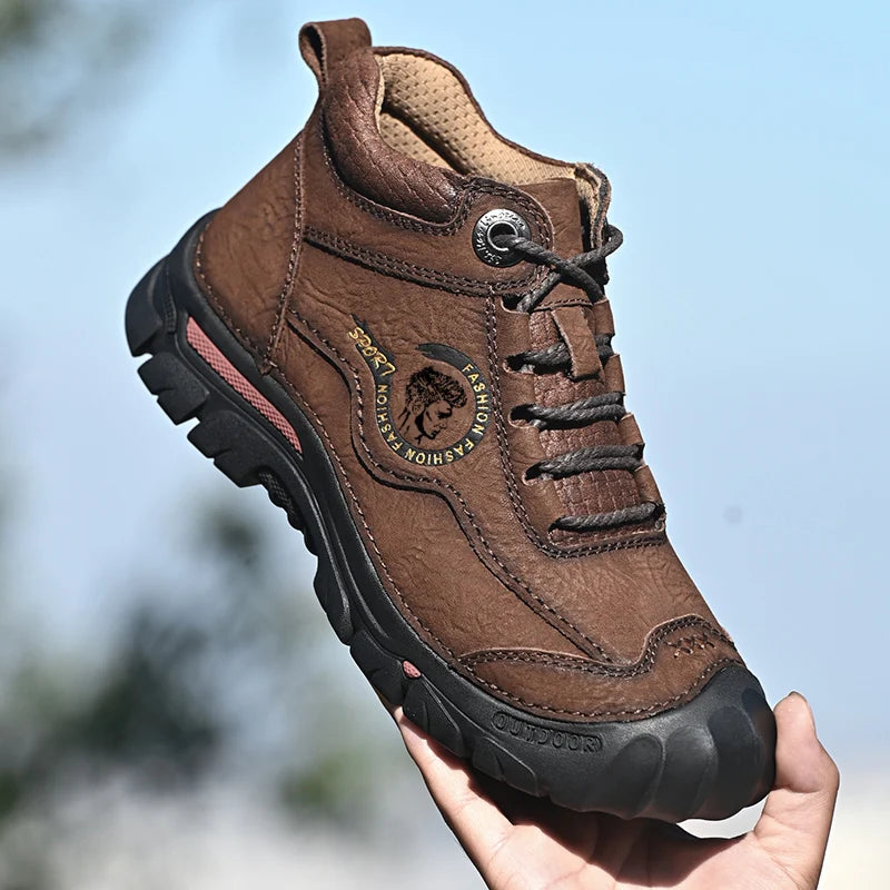 Men’s Winter Leather Ankle Boots – Lace-Up Cowhide Boots with Plush Lining for Cold Weather