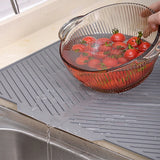 Silicone Dish Drying Mat – Non-Slip, Heat-Resistant Kitchen Drain Pad