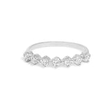 Anillo apilable de circonitas geométricas doradas: joyería minimalista para mujeres