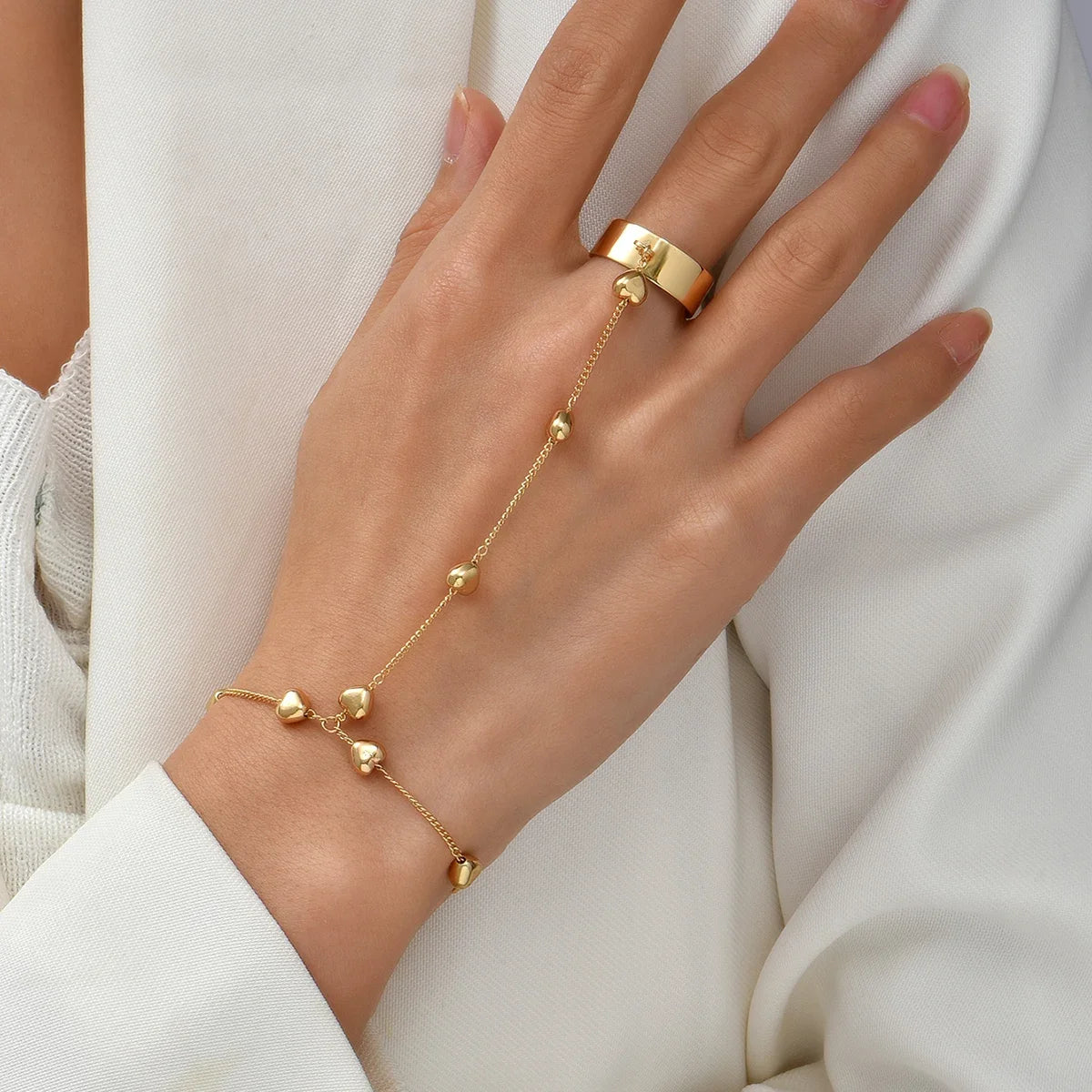 Boho Chain Bracelet with Finger Ring – Trendy Hand Jewelry for Women