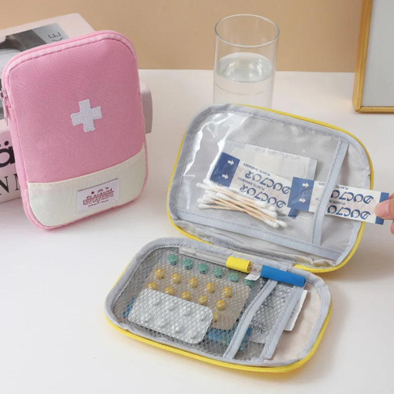 Compact First Aid Kit Bag – Travel Emergency Medical Organizer for Camping, Outdoor, and Everyday Use