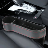 Organizador universal de cuero sintético para asientos de coche con orificio de carga: almacenamiento compacto para teléfonos, llaves y botellas