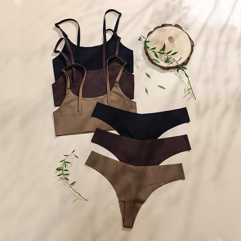Seamless Wire-Free Bra and Panty Set for Women – Soft Knit Everyday Lingerie