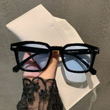 Unisex Rectangle Vintage Sunglasses – Retro Cat Eye Shades with UV400 Protection
