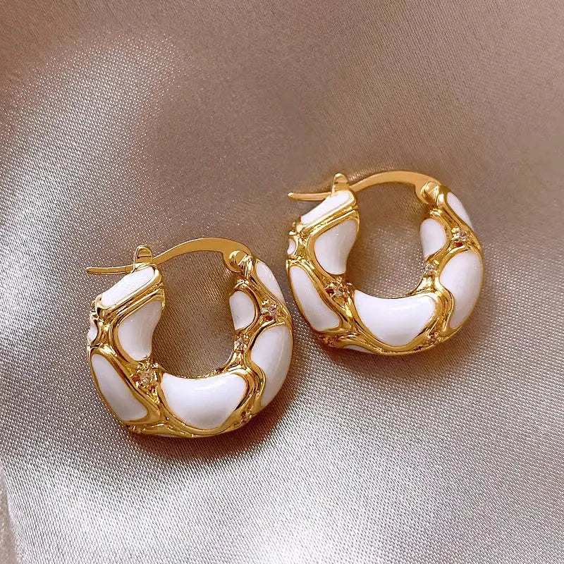 Classic Round Hoop Earrings for Women – Elegant Everyday Style