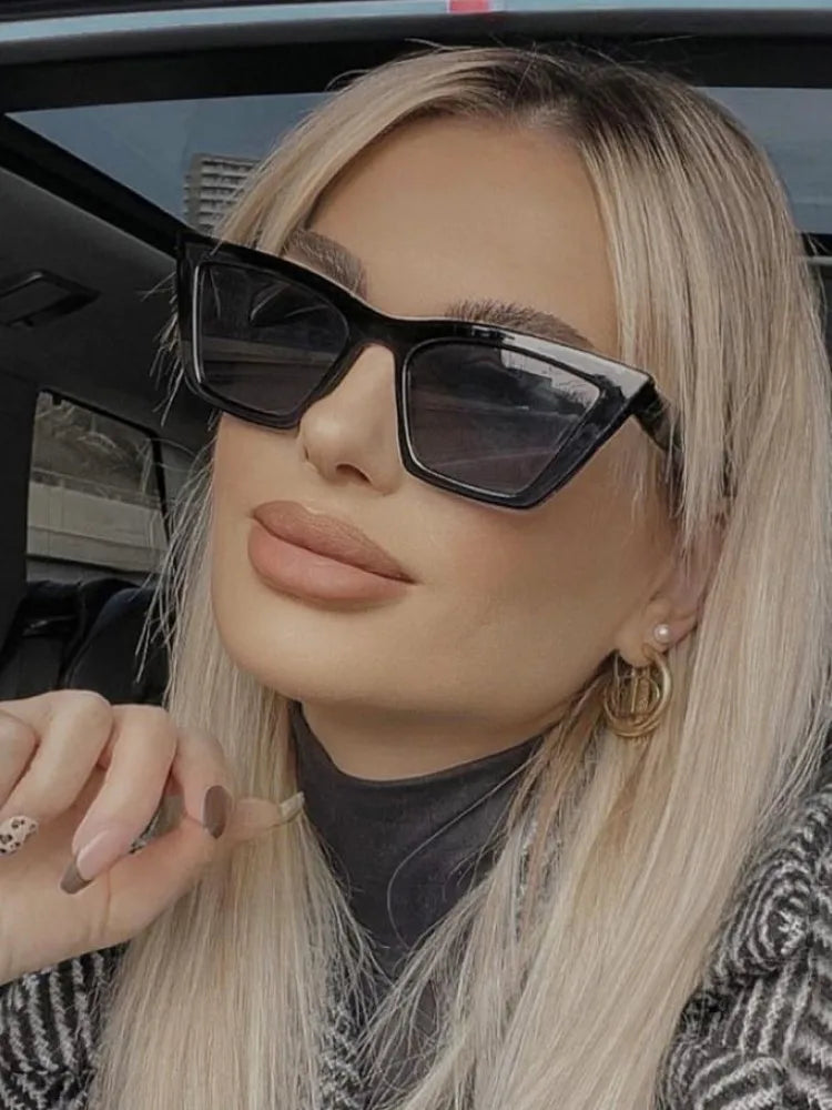 Vintage Cat Eye Sunglasses – Small Square Frame Retro Shades for Women