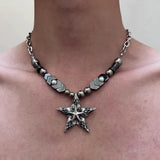 Colgante geométrico de metal llamativo: joyería punk atrevida para mujeres