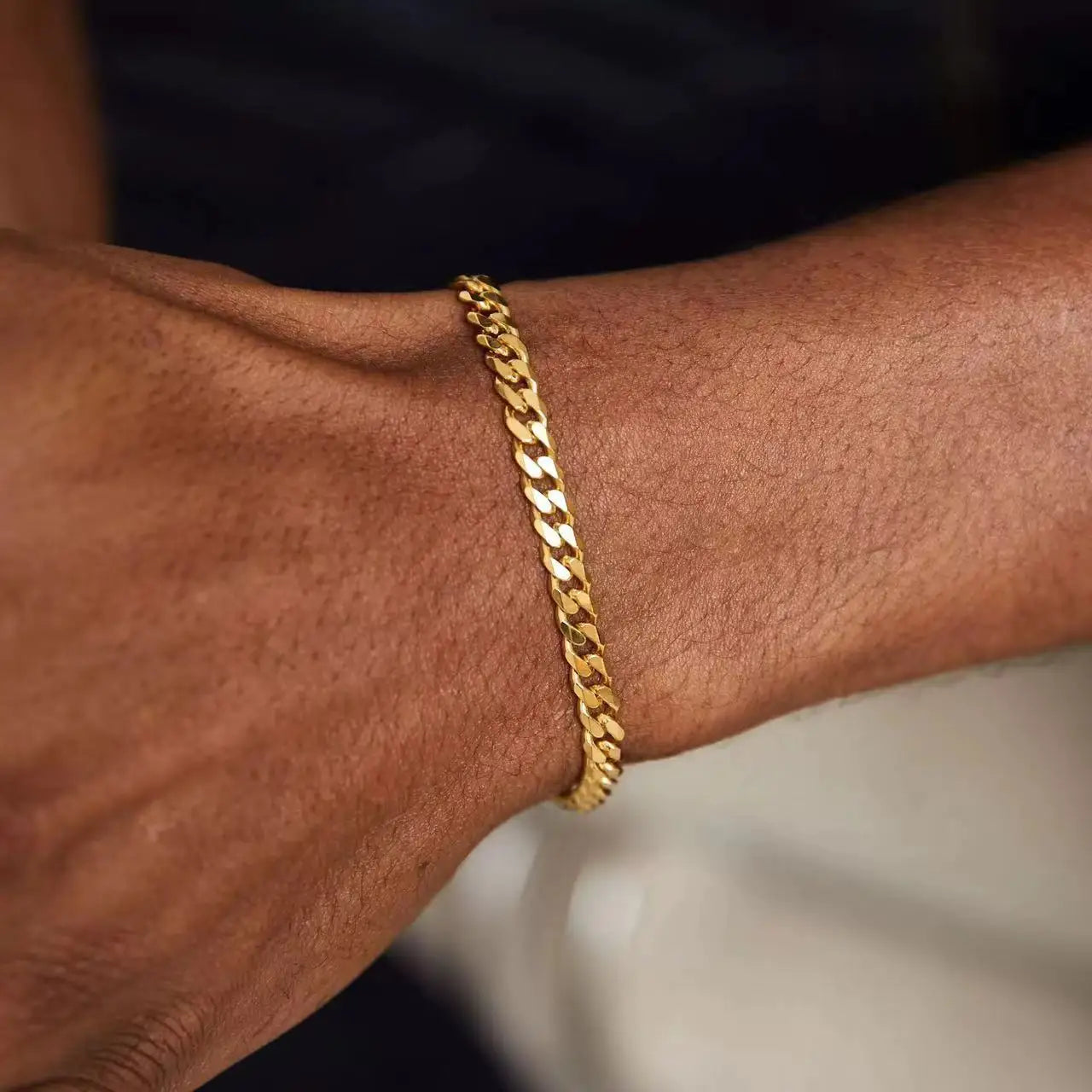 Stainless Steel Link Chain Bracelet for Men – Classic Fashion Accessory