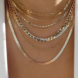 Elegante collar con colgante de corazón de cristal: joyería atemporal para mujeres