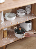 Revestimiento para estantes Daisy: tapete impermeable y no adhesivo para gabinetes y cajones de cocina