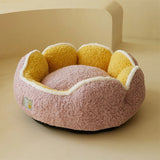 Ultra-Plush Cat Bed – Warm, Cozy & Machine-Washable Pet Sleeping Nest