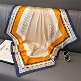 Pañuelo cuadrado de seda con estampado de caballos de lujo de 70 × 70 cm: elegante pañuelo de satén para mujer
