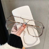 Oversized Square Polarized Sunglasses – Stylish Eye Protection for Any Occasion