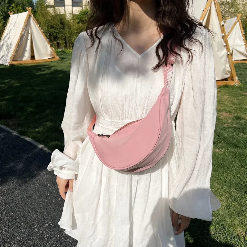 Women’s Half Moon Crossbody Bag – Adjustable Nylon Waist Pack for Travel & Everyday Use
