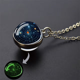 Vintage Round Metal Pendant Necklace – Unisex Fashion Accessory