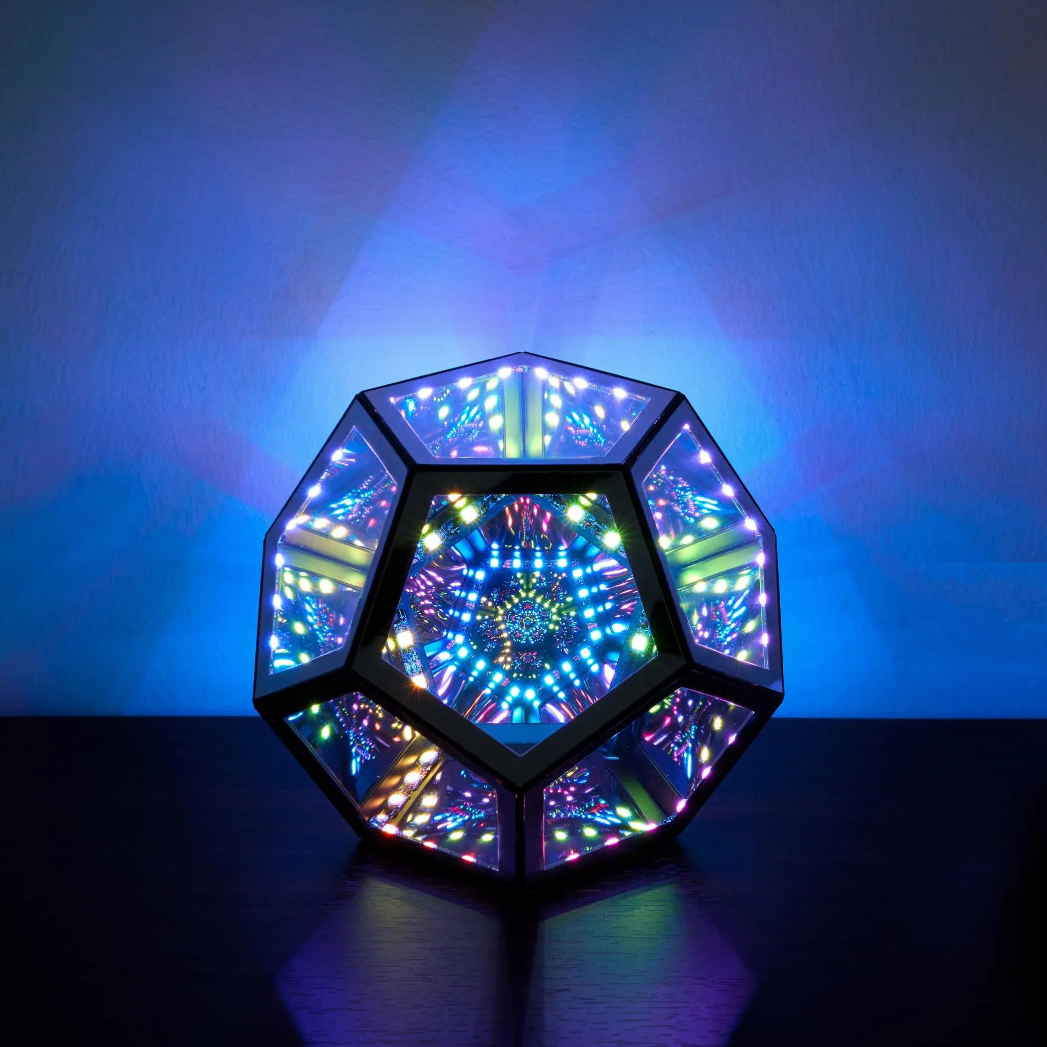 Infinity Dodecahedron LED Night Light - 3D Geometric Mirror Lamp with Color Changing Effects