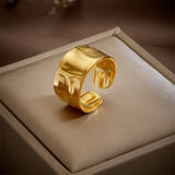 Trendy 18k Gold Plated Stainless Steel Cocktail Ring for Women