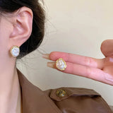 Geometric Irregular Pearl Stud Earrings – Modern Minimalist Design for Elegant Style