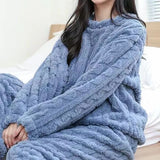 Women's 2-Piece Velvet Fleece Set | Warm Pullover & Pants Loungewear