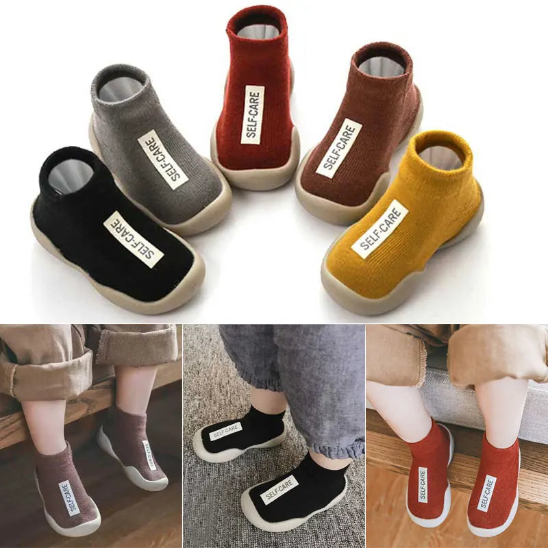 Zapatos tipo calcetín antideslizantes para bebés: zapatos cómodos para primeros pasos para niños pequeños con suela de goma para niños y niñas