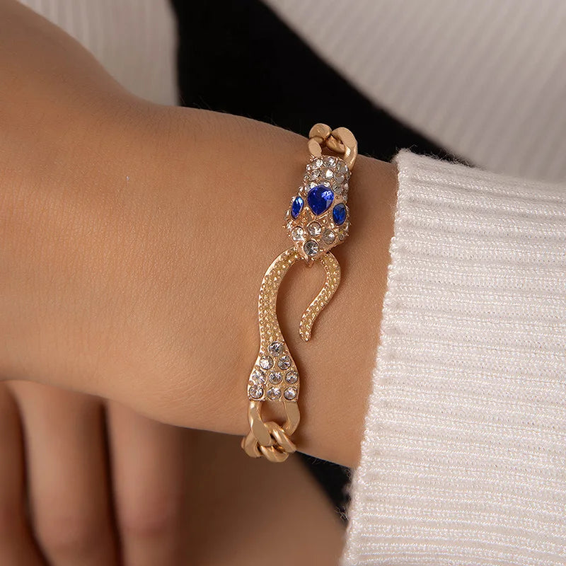 Pulsera de moda con dijes de animales dorados: elegante joyería de aleación de zinc para mujeres