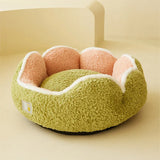 Ultra-Plush Cat Bed – Warm, Cozy & Machine-Washable Pet Sleeping Nest